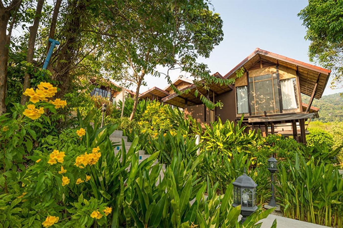 Alama Sea Village Resort - Sha Extra Plus Ko Lanta Dış mekan fotoğraf